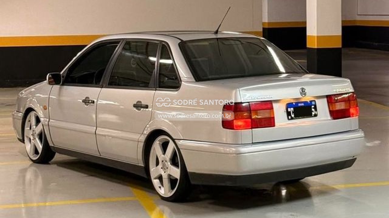 Volkswagen Passat - 1996/1996 — foto 5 de 12