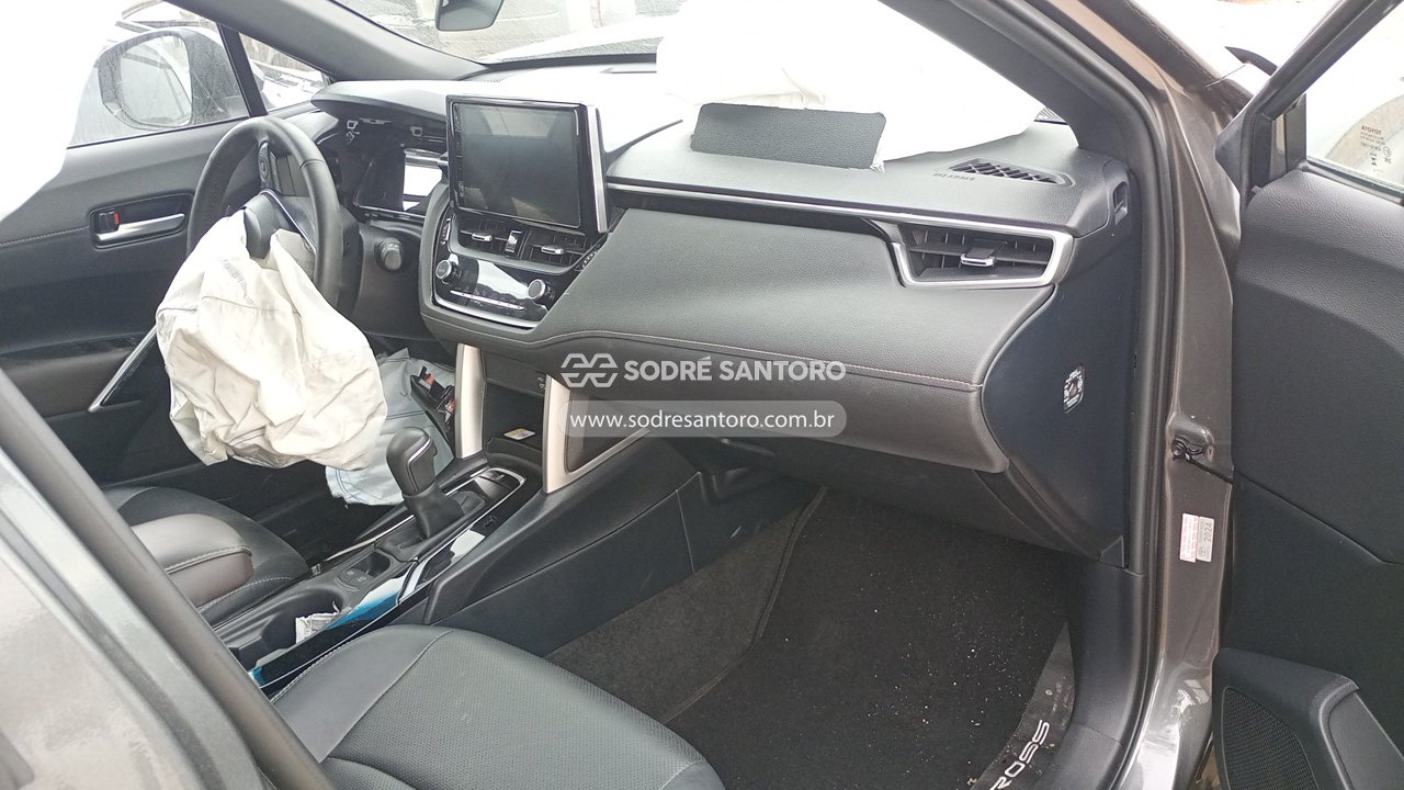 Toyota Corolla Cross Xre 20 - 2024/2025 — foto 8 de 12