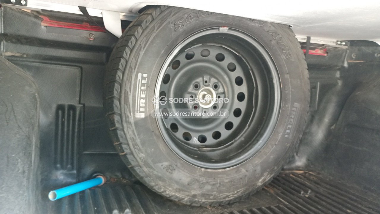 Fiat Strada Adventure CD - 2013/2013 — foto 10 de 12