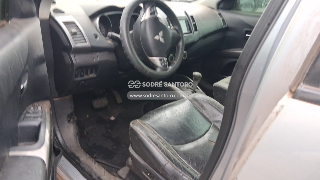 Mitsubishi Outlander 3.0 V6 - 2008/2008 — foto 6 de 12
