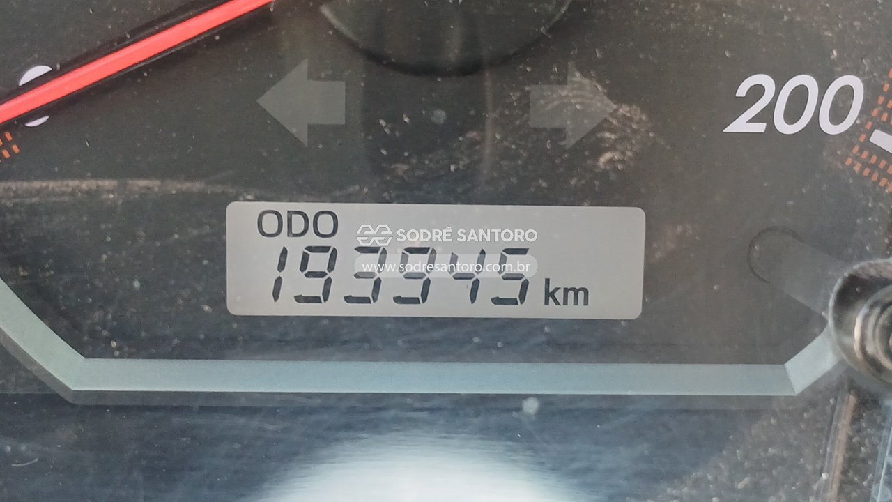 Toyota Hilux Cd4x4 Srv - 2014/2015 — foto 7 de 12