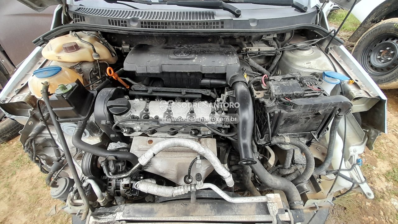 Volkswagen Gol 1.0 - 2010/2011 — foto 5 de 12