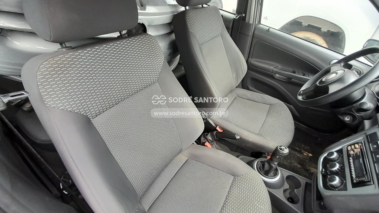 Volkswagen Gol 1.0 - 2010/2011 — foto 9 de 12