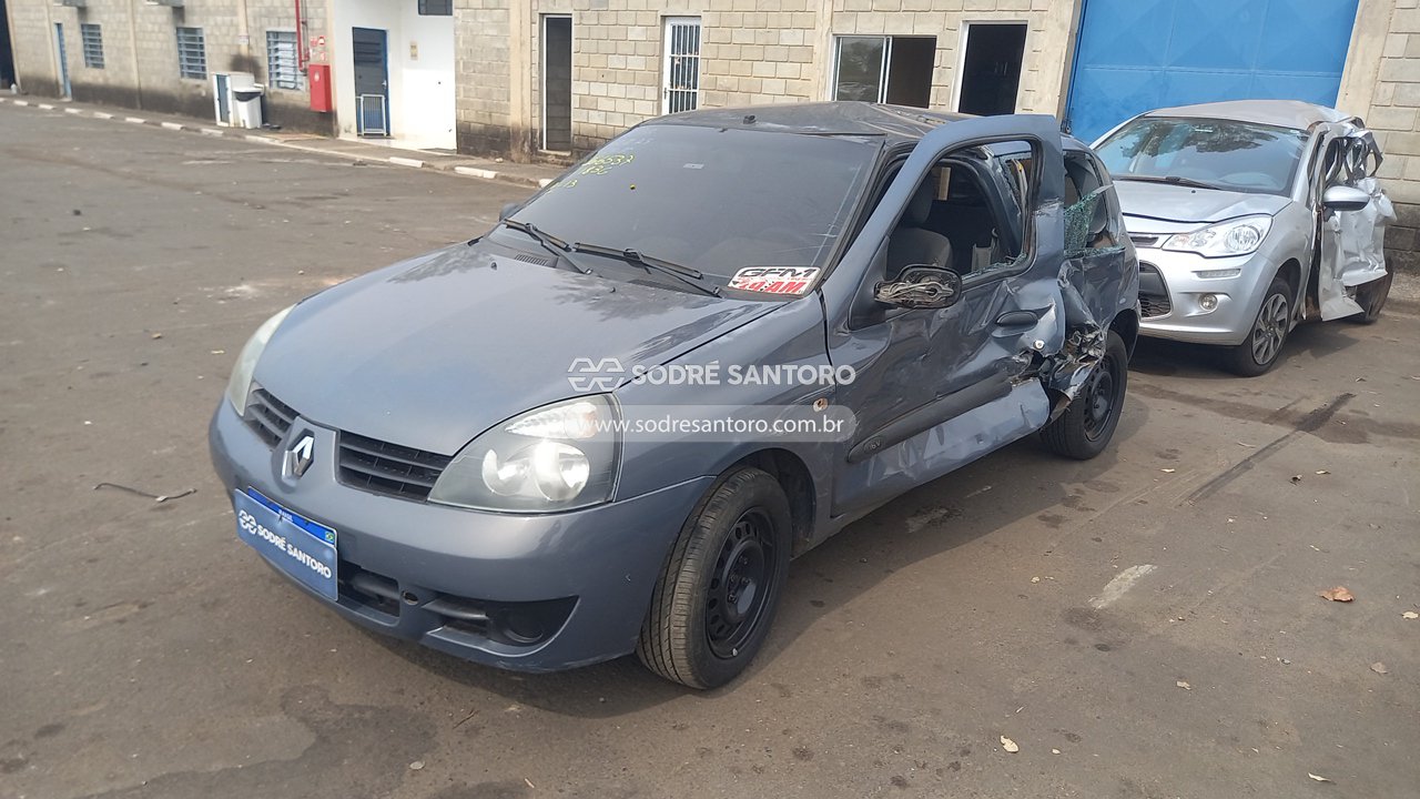 Renault Clio Cam 10h3p - 2011/2011 — foto 3 de 12