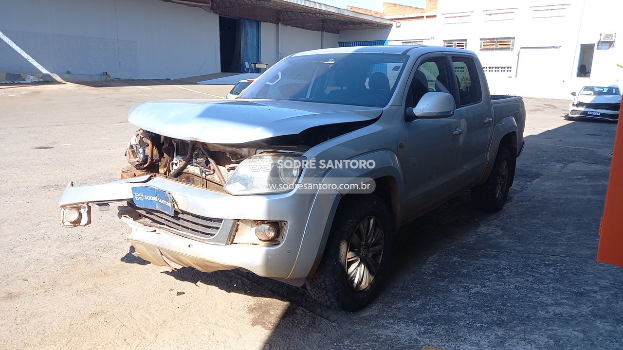 Volkswagen Amarok CD 4x4 High - 2013/2014 — foto 3 de 12