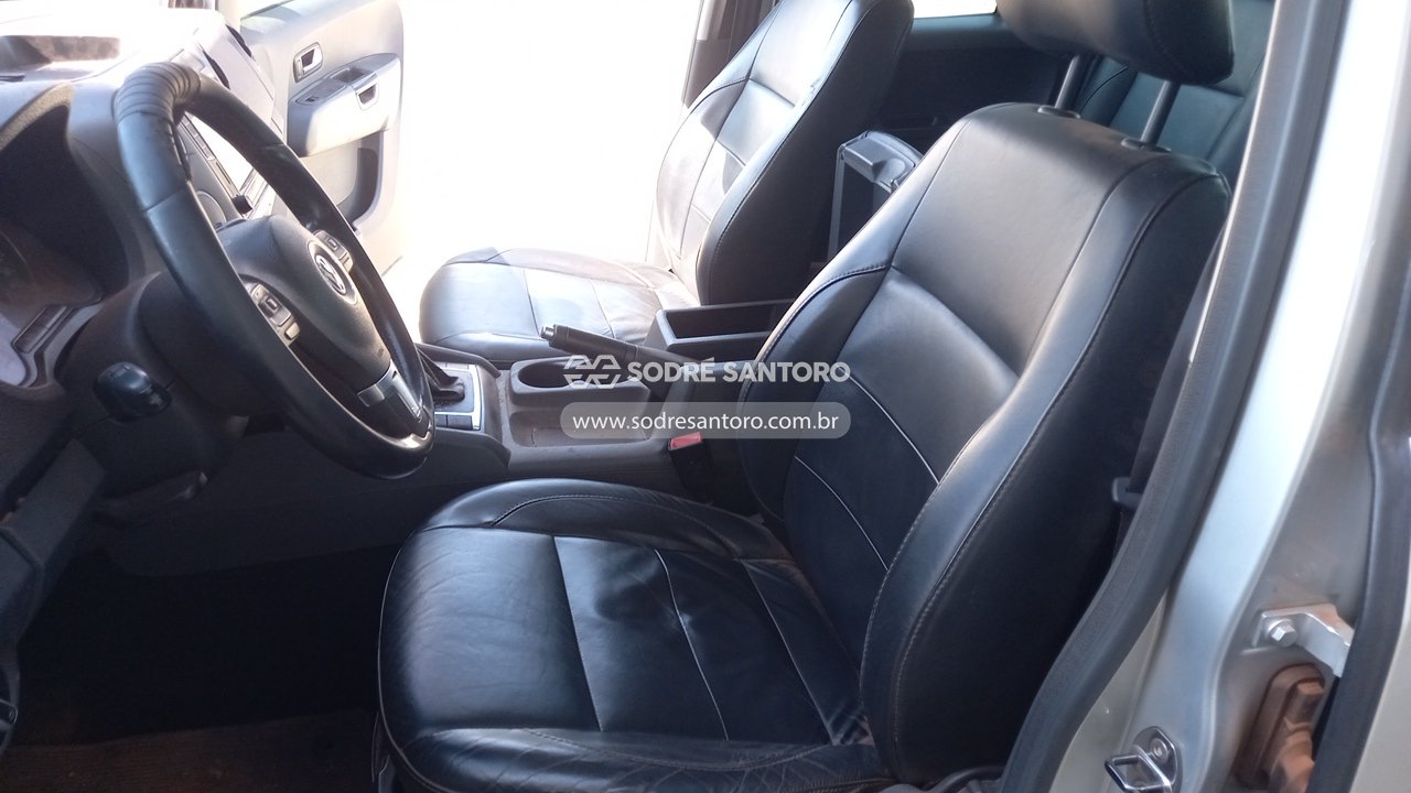 Volkswagen Amarok CD 4x4 High - 2013/2014 — foto 9 de 12