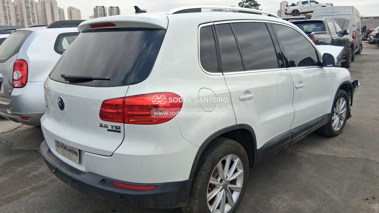 Volkswagen Tiguan 2.0 Tsi - 2014/2015 — foto 4 de 12