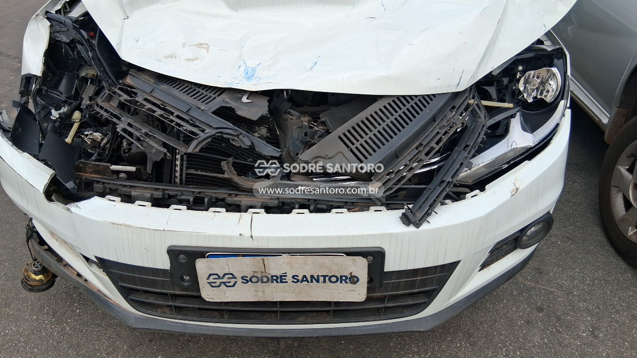 Volkswagen Tiguan 2.0 Tsi - 2014/2015 — foto 11 de 12