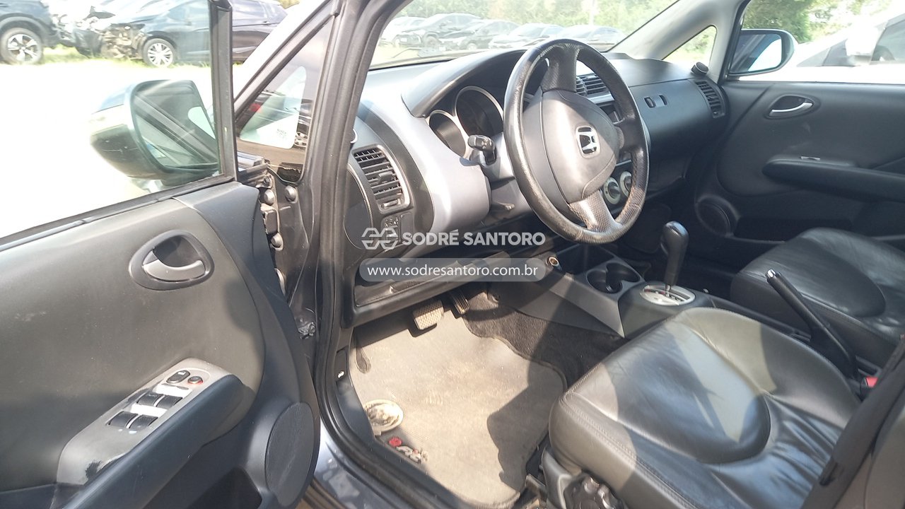 Honda Fit EX - 2008/2008 — foto 6 de 12