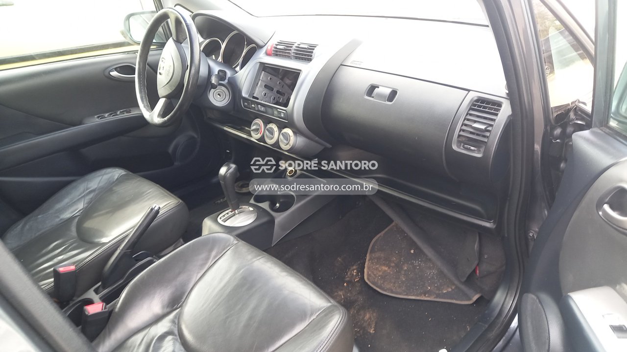 Honda Fit EX - 2008/2008 — foto 7 de 12