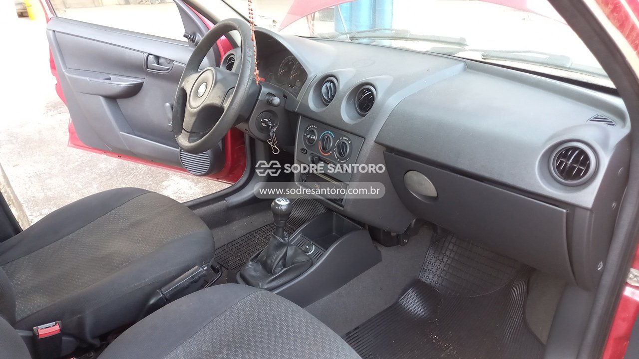 Chevrolet Celta 4P Spirit - 2006/2007 — foto 8 de 12