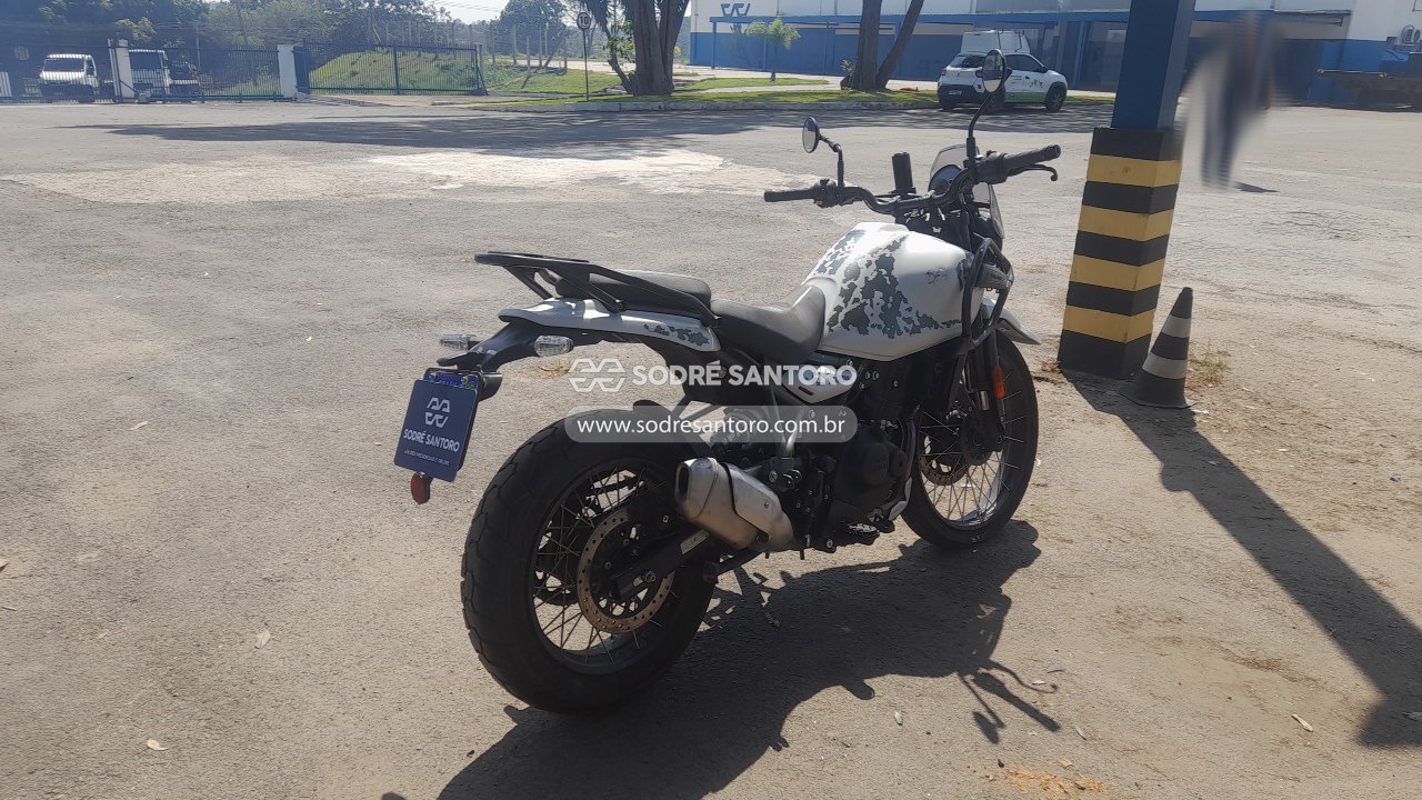 Royal Enfield Himalayan - 2026/2026 — foto 4 de 11