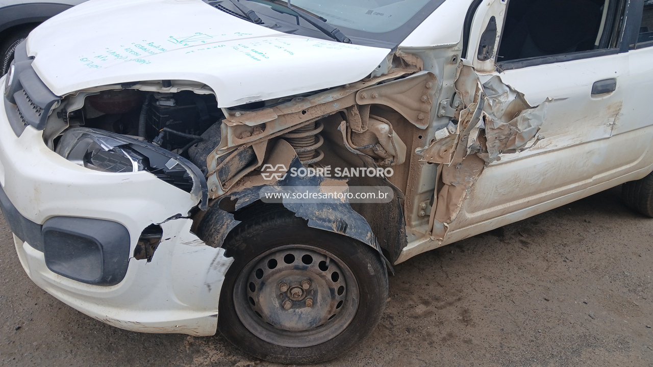 Fiat Uno Attractive 1.0e - 2017/2017 — foto 12 de 12