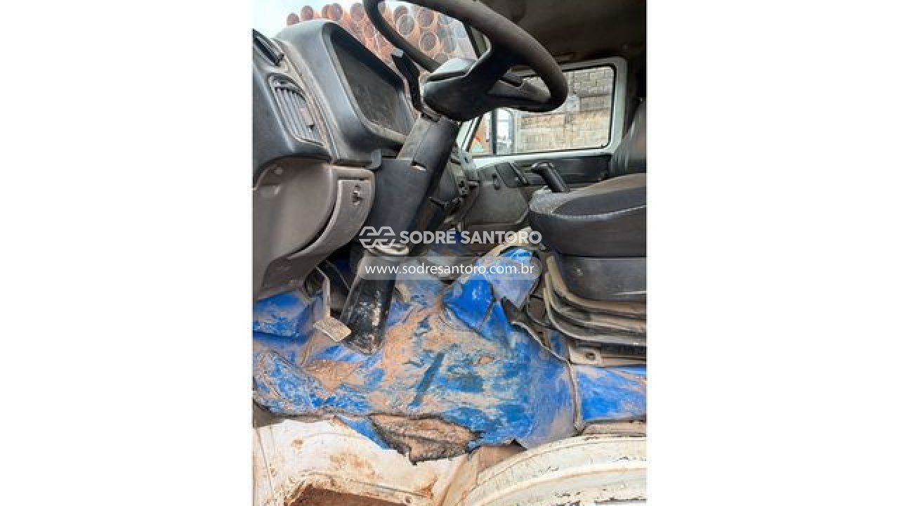 Volkswagen 8.160 Drc 4x2 - 2014/2015 — foto 5 de 10