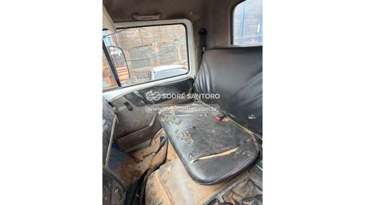 Volkswagen 8.160 Drc 4x2 - 2014/2015 — foto 7 de 10