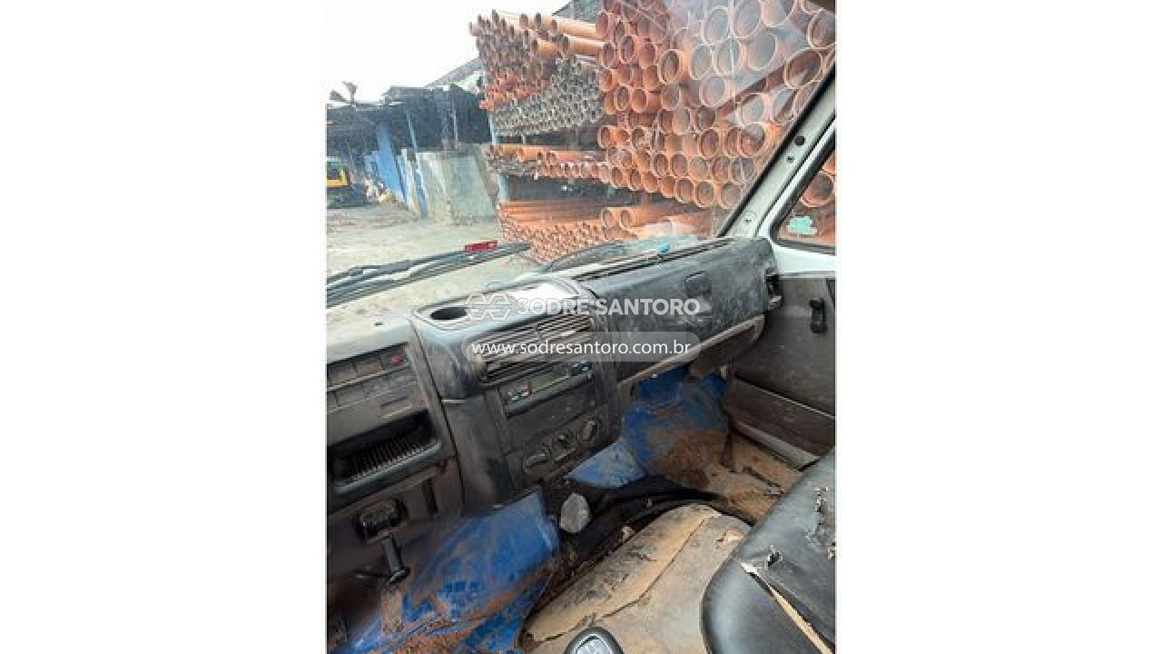Volkswagen 8.160 Drc 4x2 - 2014/2015 — foto 9 de 10