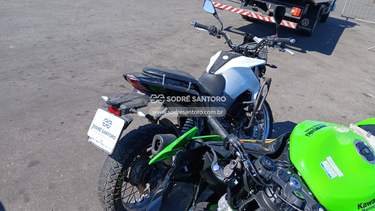 Foto 4: DAFRA - NH 190 2021/2022