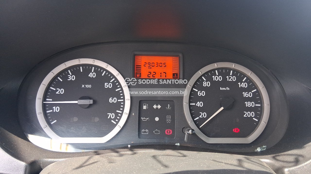 Foto 7 de 13: RENAULT - LOGAN PRI 1616V 2007/2008
