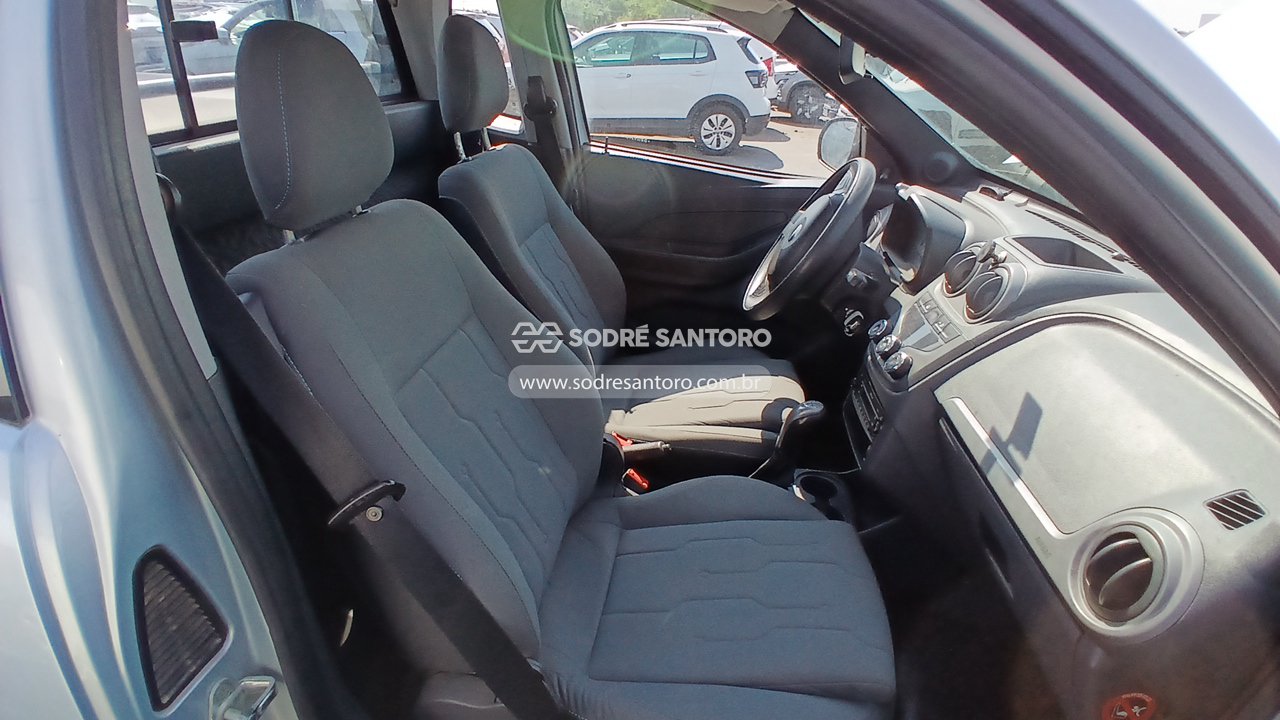 Foto 9 de 13: CHEVROLET - MONTANA LS 2012/2013