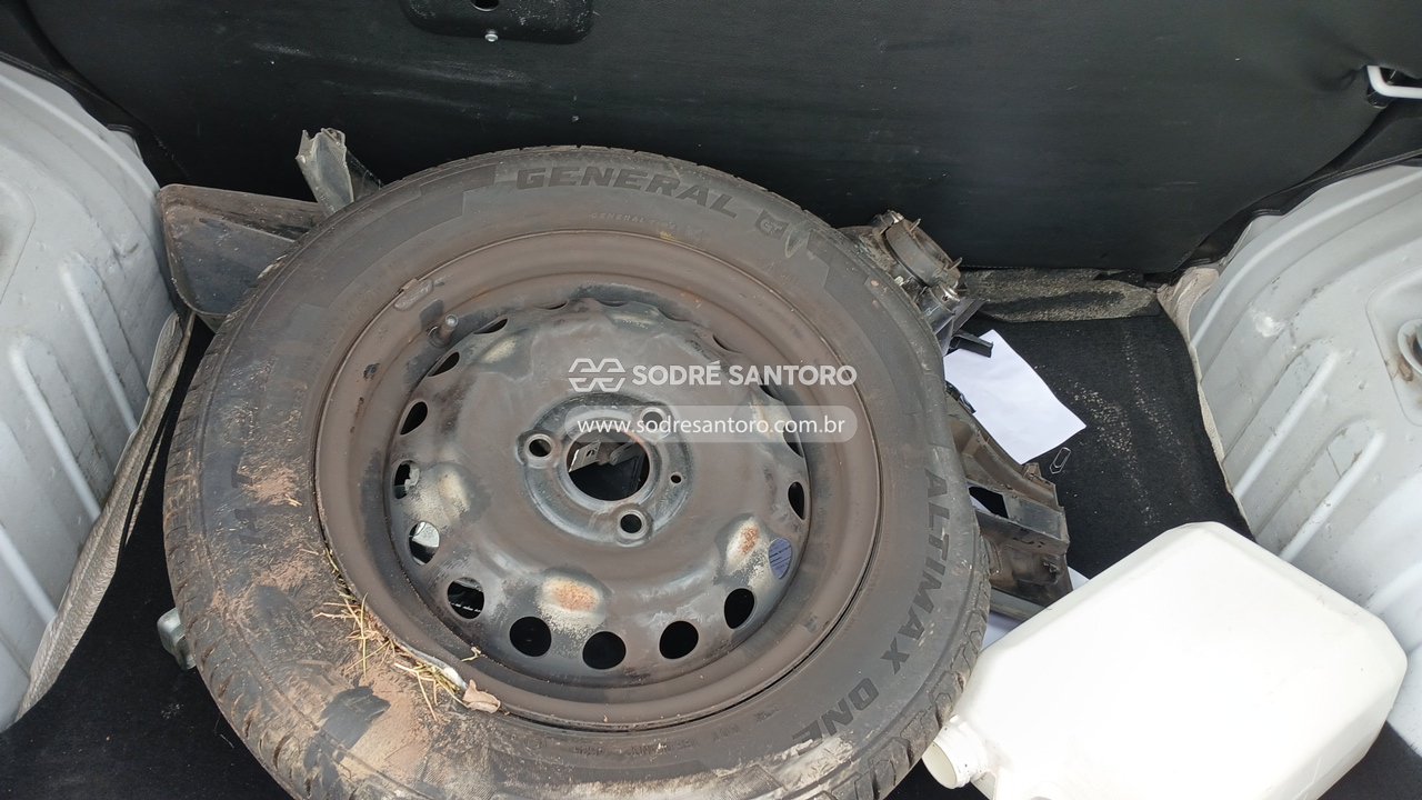 Foto 9 de 13: RENAULT - KWID ZEN 10MT 2021/2022