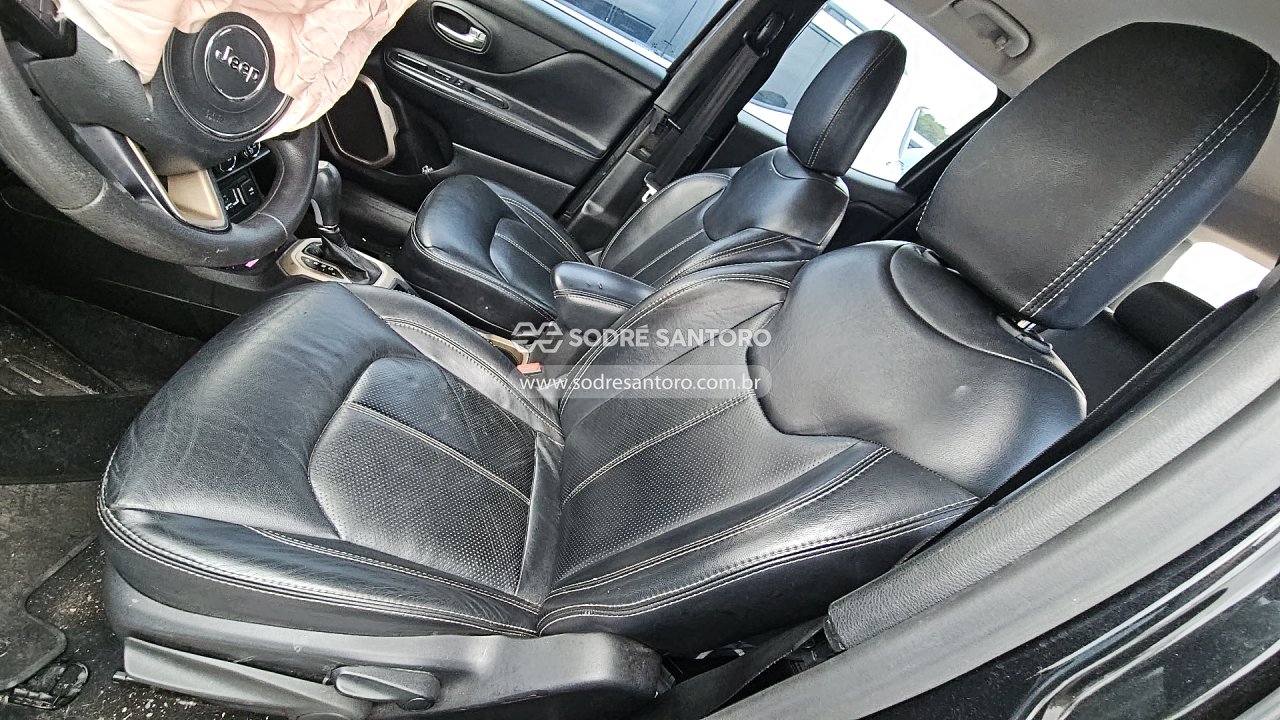 Foto 9 de 13: JEEP - RENEGADE SPORT AT 2016/2016