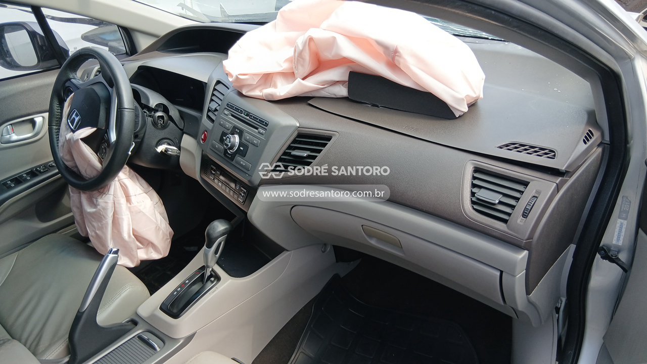 Foto 7 de 12: HONDA - CIVIC LXR 2014/2014