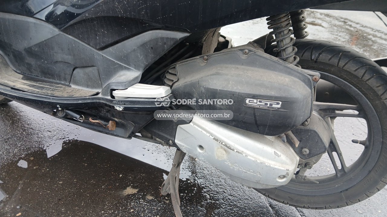 Foto 6 de 11: HONDA - PCX 150 2017/2018