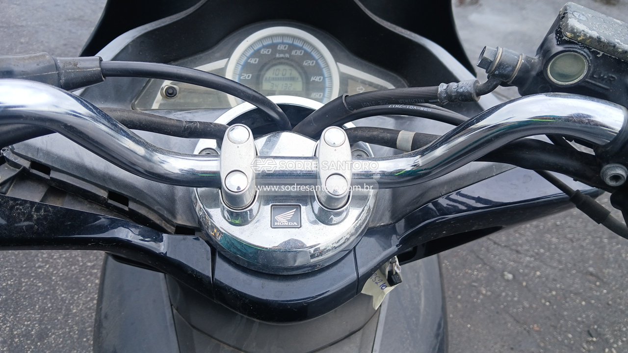 Foto 8 de 11: HONDA - PCX 150 2017/2018