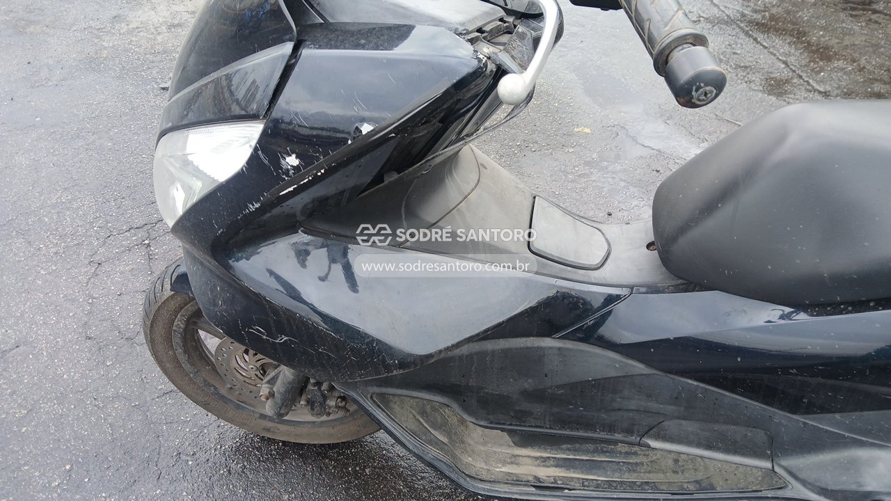 Foto 9 de 11: HONDA - PCX 150 2017/2018