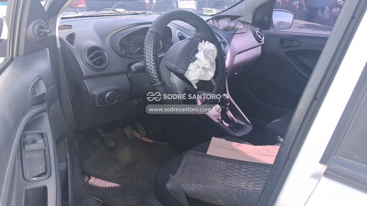 Foto 6 de 13: FORD - KA SE 1.5 SD C 2018/2019