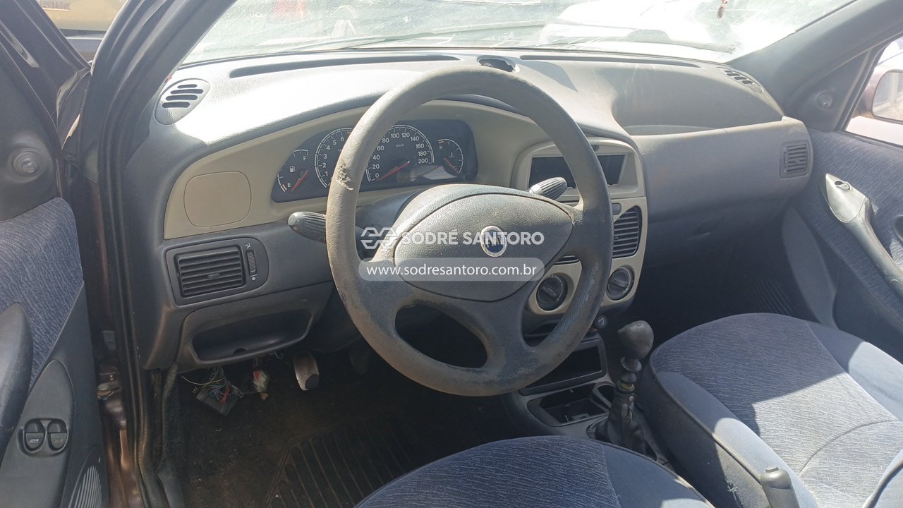 Foto 6 de 13: FIAT - PALIO ELX 2001/2002