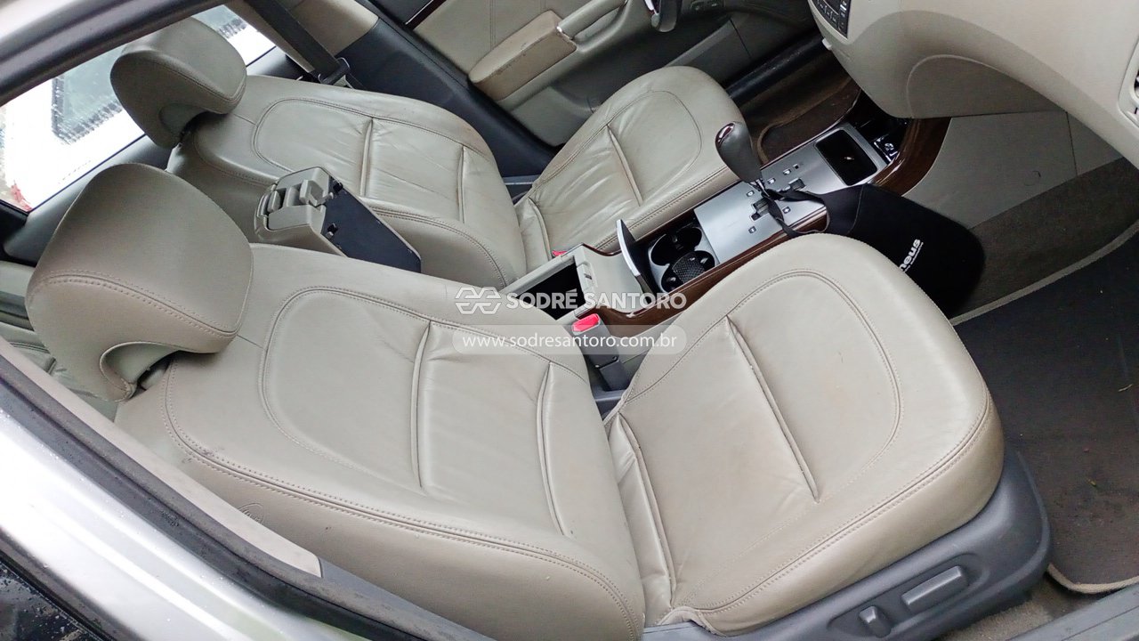 Foto 8 de 13: HYUNDAI - AZERA 3.3 V6 2010/2011