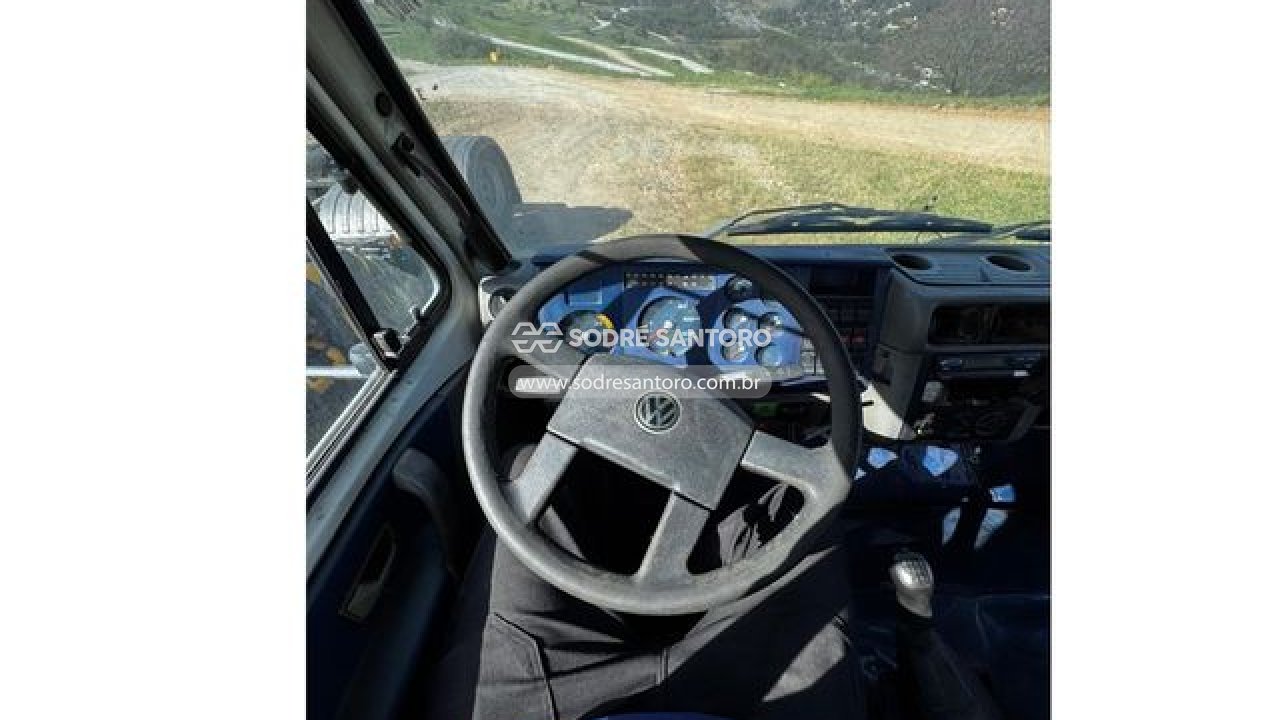 Foto 7 de 12: VOLKSWAGEN - 17.250 E 2010/2011