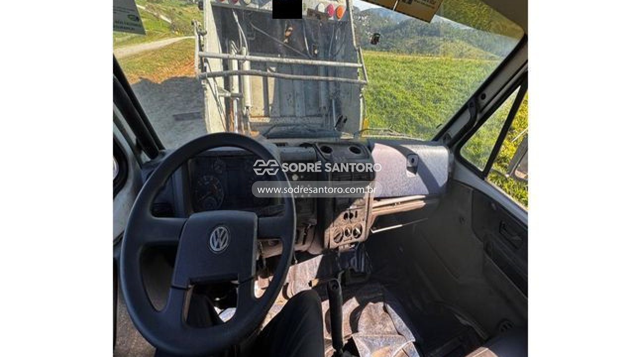 Foto 8 de 10: VOLKSWAGEN - 17.230 WORKER 4X2 2015/2016