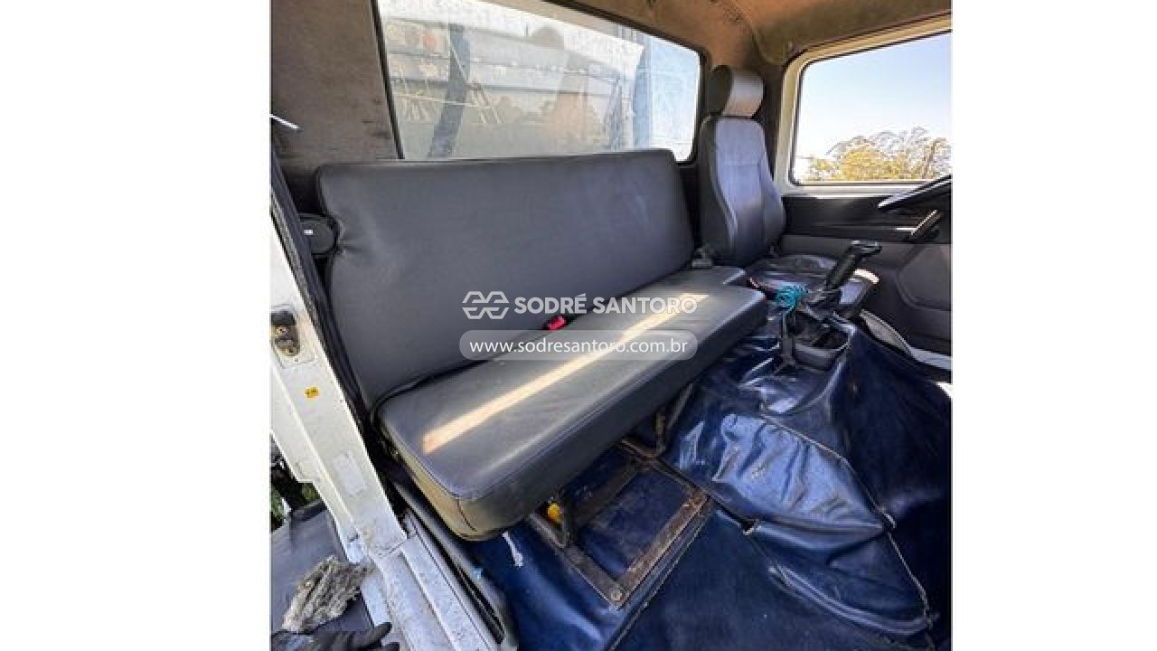 Foto 10 de 13: VOLKSWAGEN - 17.230 WORKER 4X2 2015/2016