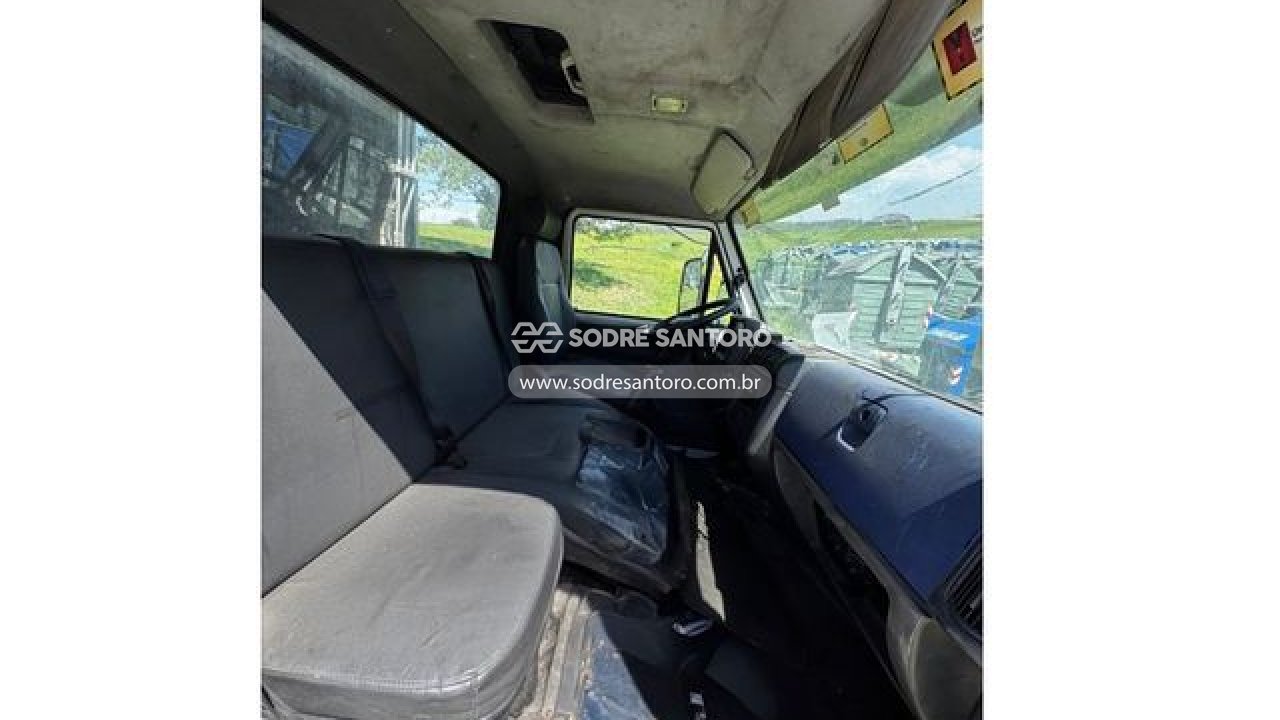 Foto 7 de 9: VOLKSWAGEN - 17.230 WORKER 4X2 2015/2016