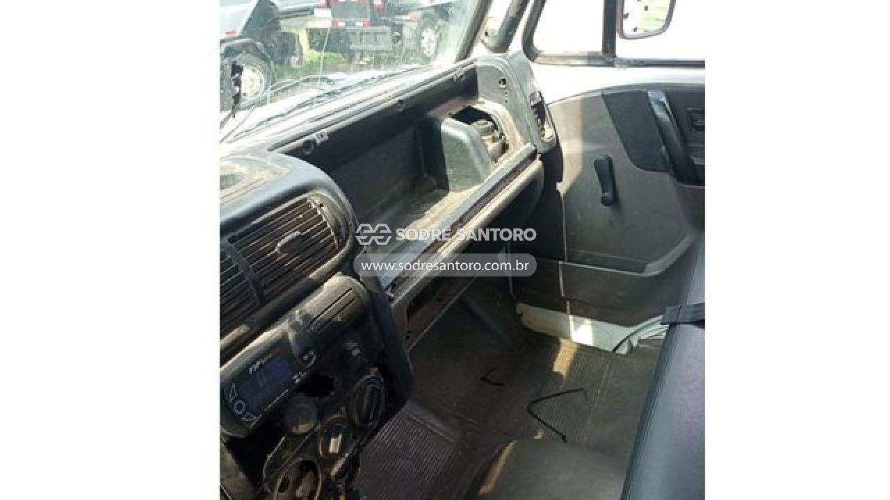Foto 11 de 13: VOLKSWAGEN - 5.150 DRC 4X2 2015/2016
