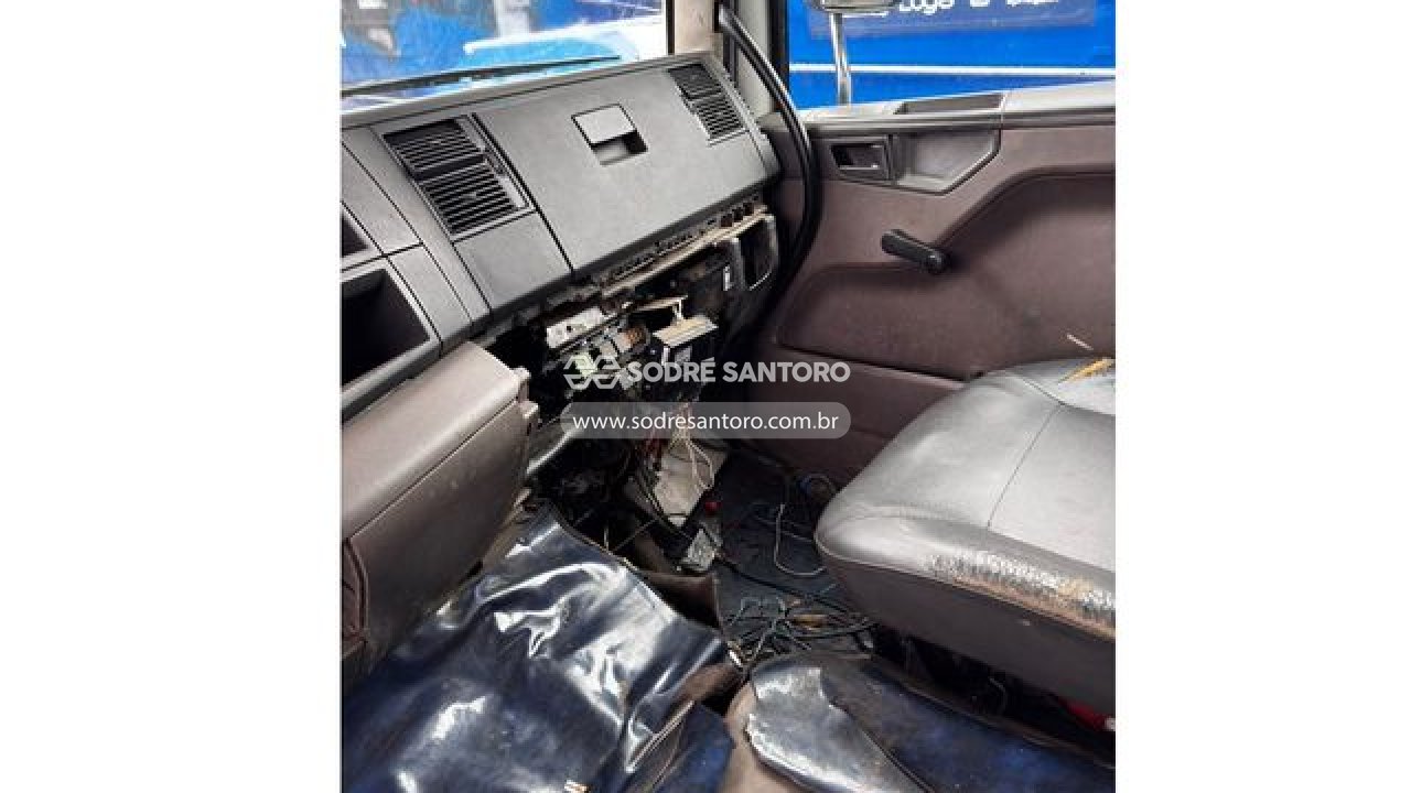 Foto 8 de 11: VOLKSWAGEN - 17.260 CRM 4X2 2017/2018