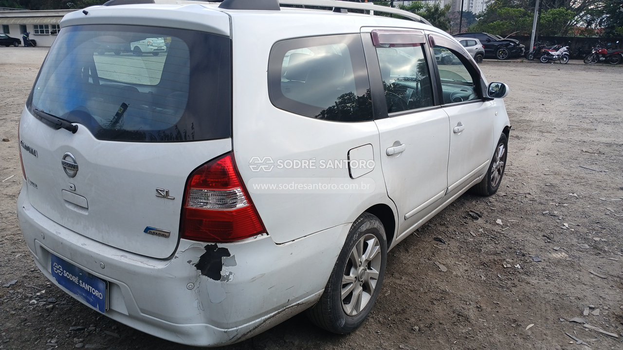 Foto 12 de 13: NISSAN - GRAND LIVINA 2012/2013