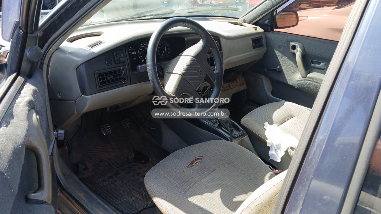 Foto 6 de 11: VOLKSWAGEN - SANTANA CL 1.8 1994/1994