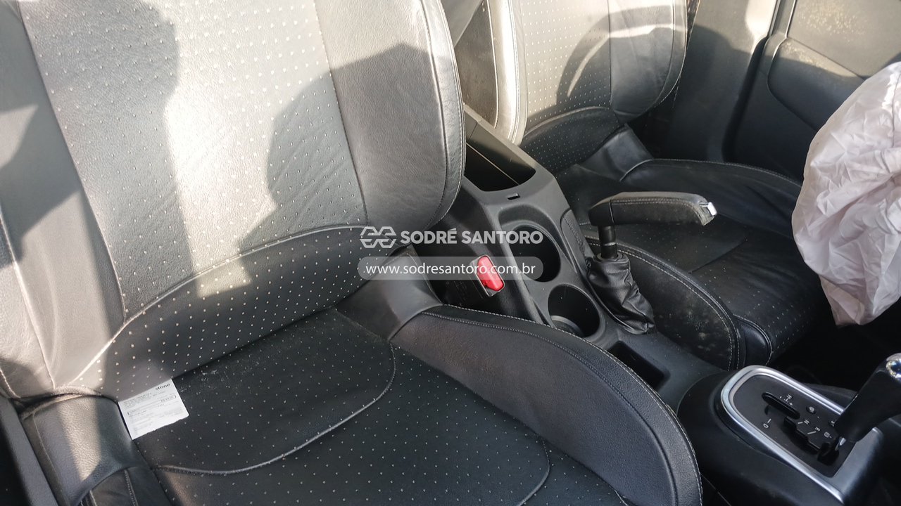 Foto 8 de 13: CITROEN - DS4 TURBO 2013/2014