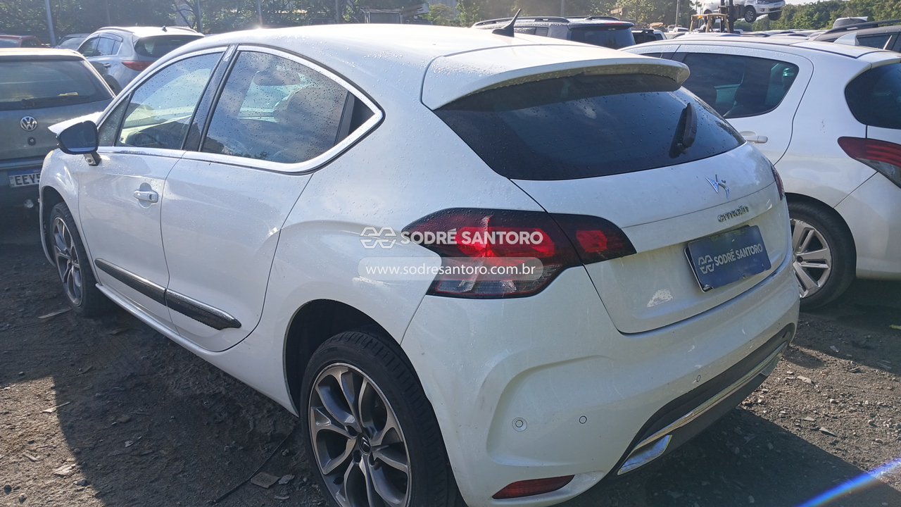 Foto 11 de 13: CITROEN - DS4 TURBO 2013/2014