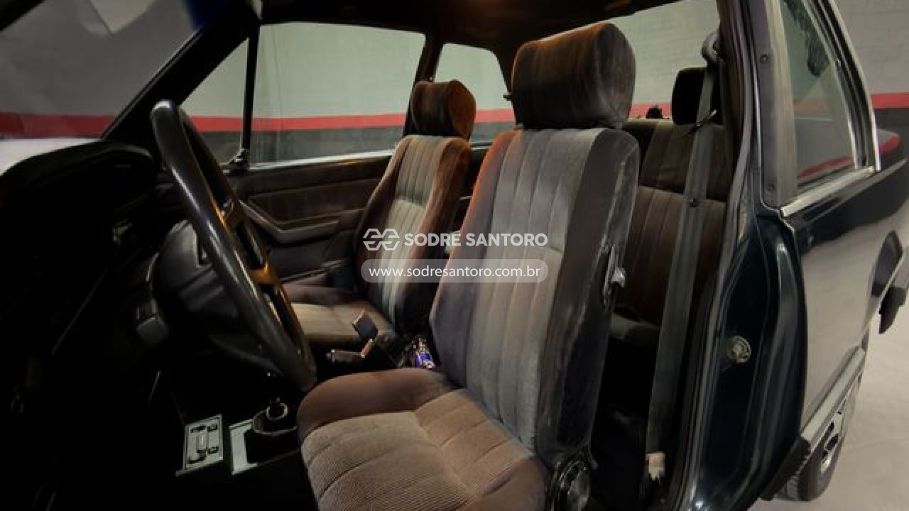 Foto 9 de 13: CHEVROLET - MONZA SL E 2.0 1987/1987
