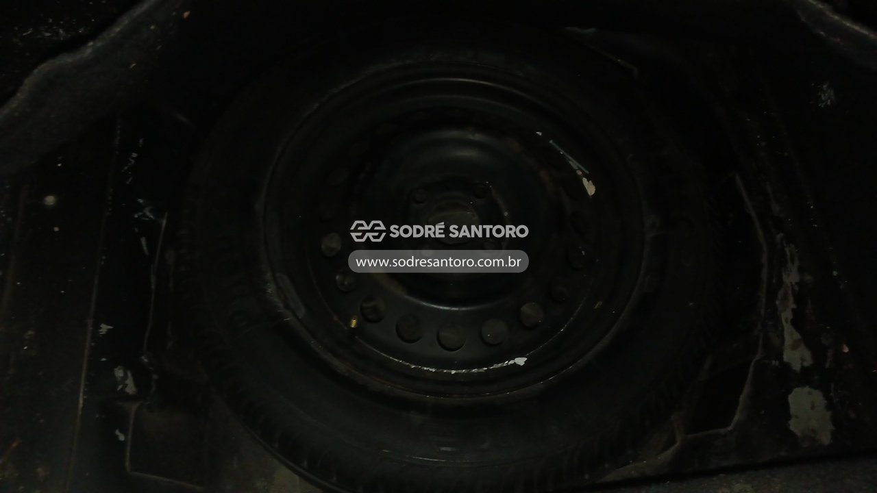 Foto 10 de 13: FIAT - PUNTO ESSENCE 1.6 2010/2011