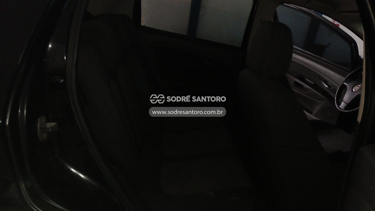 Foto 12 de 13: FIAT - PUNTO ESSENCE 1.6 2010/2011