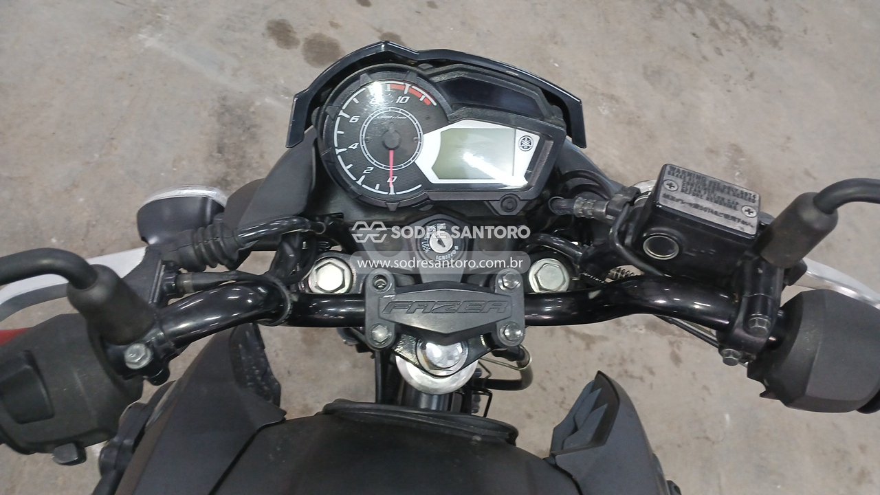 Foto 8 de 13: YAMAHA - YS150 FAZER SED 2024/2025