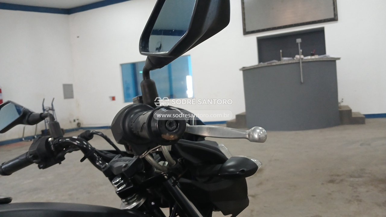 Foto 10 de 13: YAMAHA - YS150 FAZER SED 2024/2025