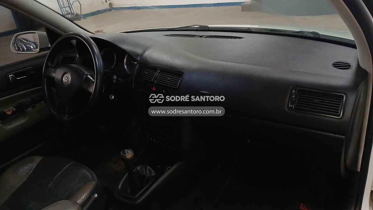 Foto 8 de 13: VOLKSWAGEN - GOLF 1.6 SPORTLINE 2007/2008