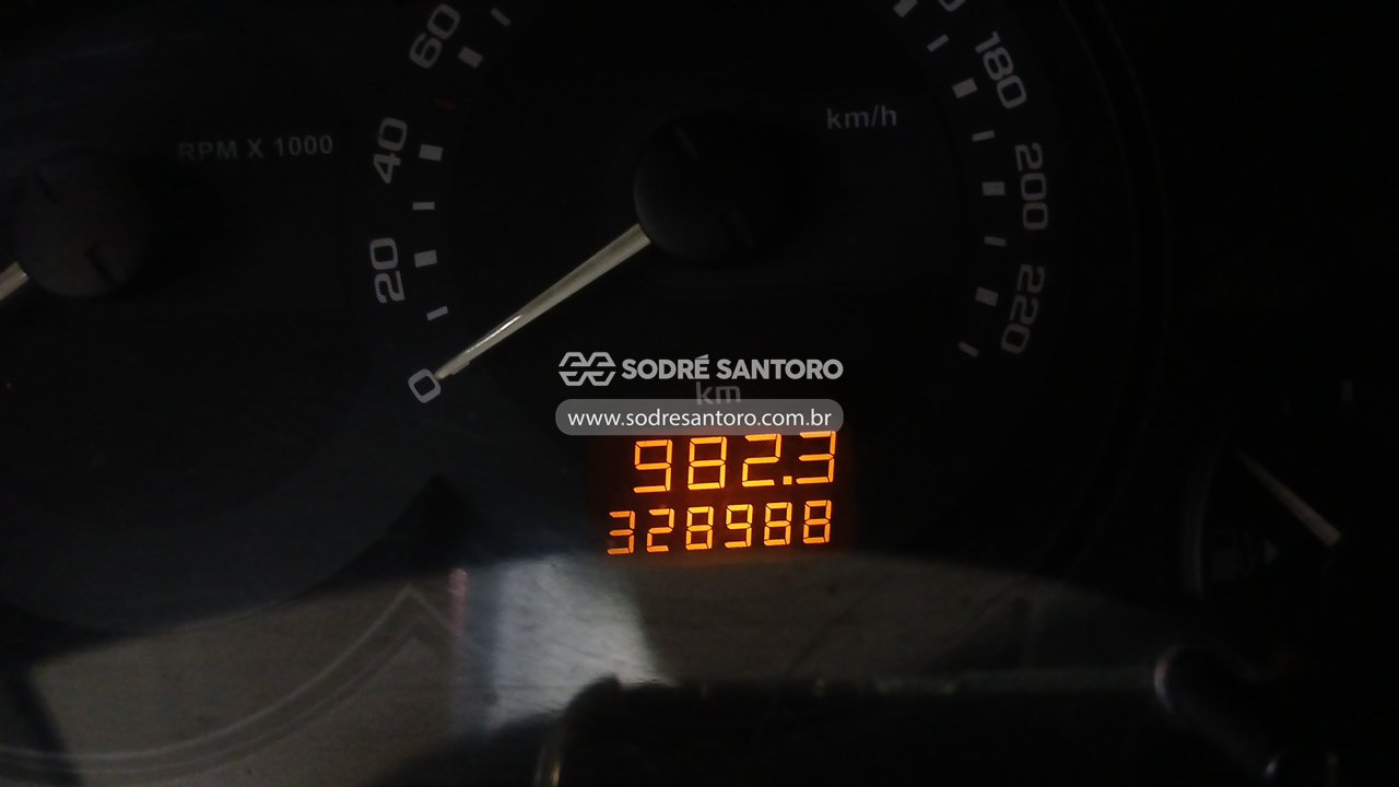Foto 7 de 13: CHEVROLET - CLASSIC LS 2011/2012