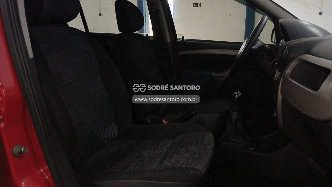 Foto 9 de 13: RENAULT - SANDERO EXP 16 2009/2010